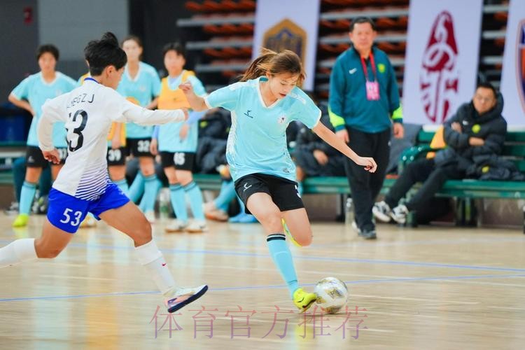 决战黄河之都 2025女五联赛总决赛在兰州开赛 决战黄河之都 2025女五联赛总决赛在兰州开赛